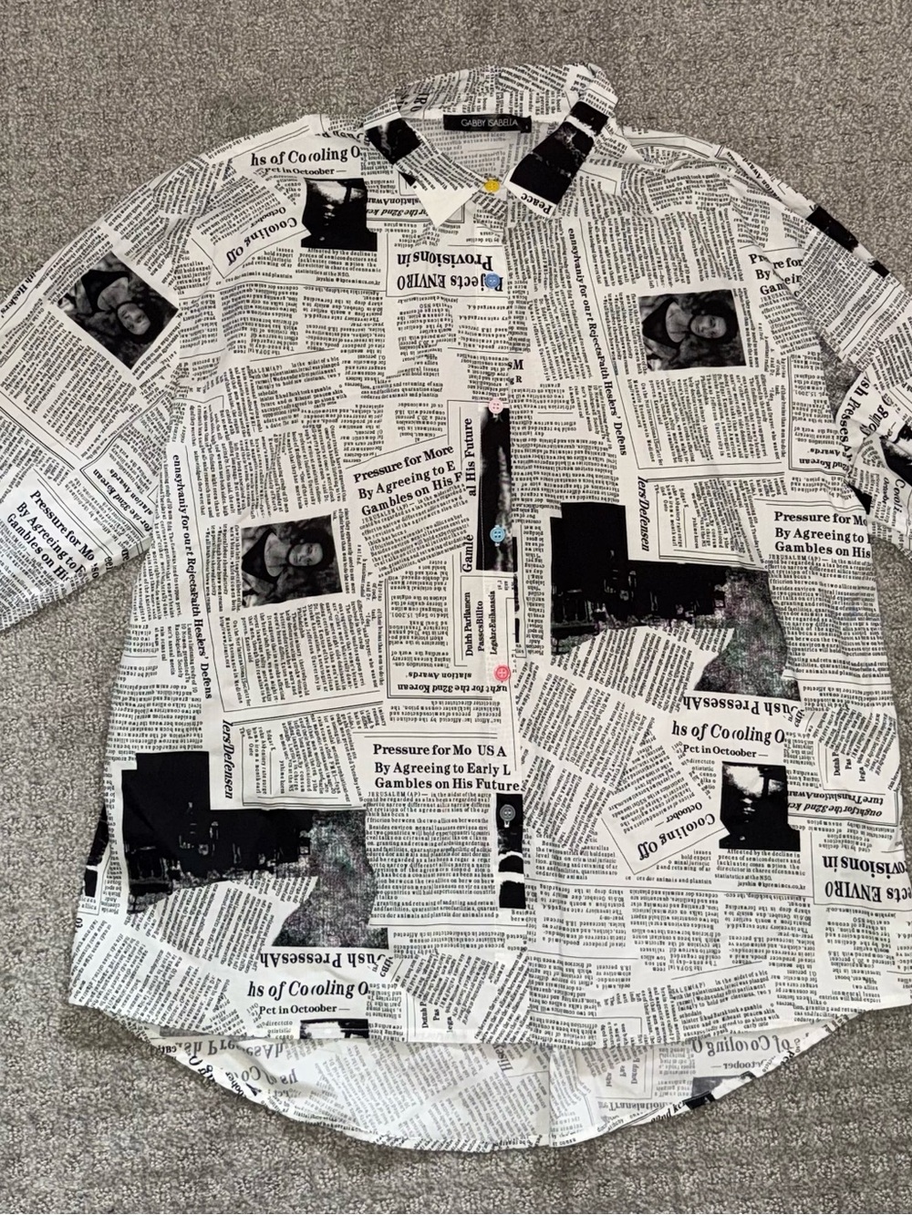 Women’s Newspaper Black & White Print Long-Sleeve Button-Up Shirt